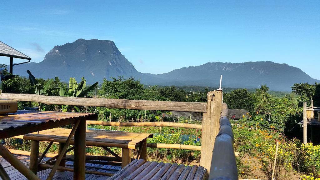 Baan Aingdoi Homestay, Chiang Dao Extérieur photo