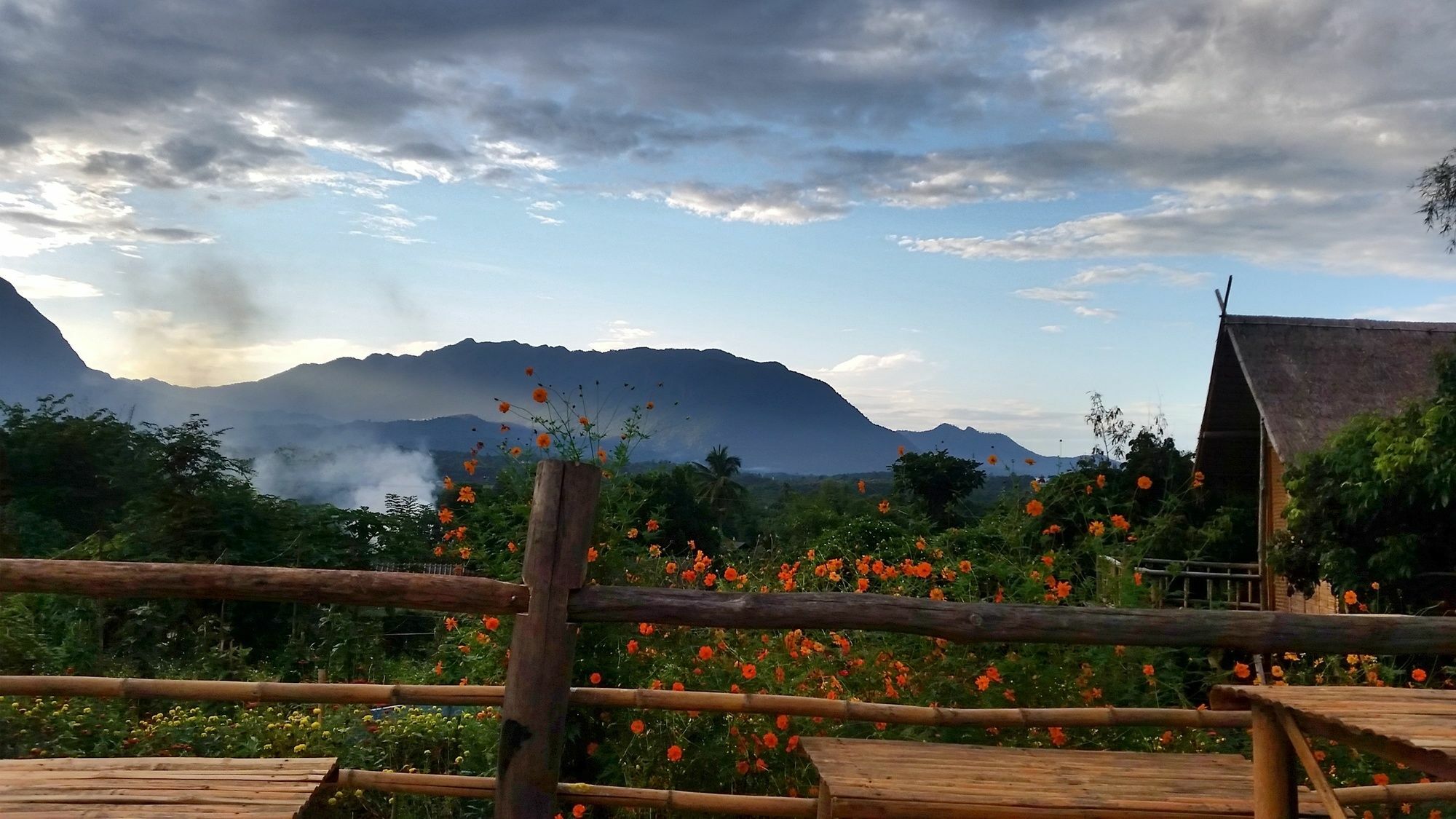 Baan Aingdoi Homestay, Chiang Dao Extérieur photo