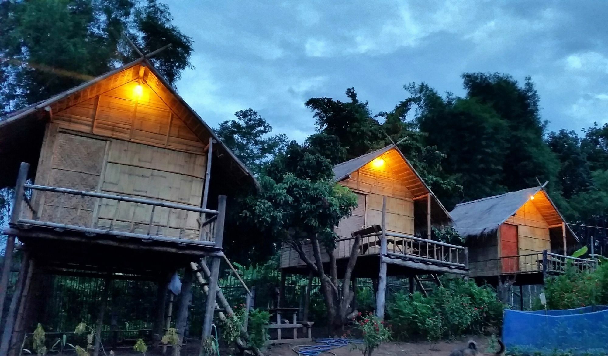 Baan Aingdoi Homestay, Chiang Dao Extérieur photo
