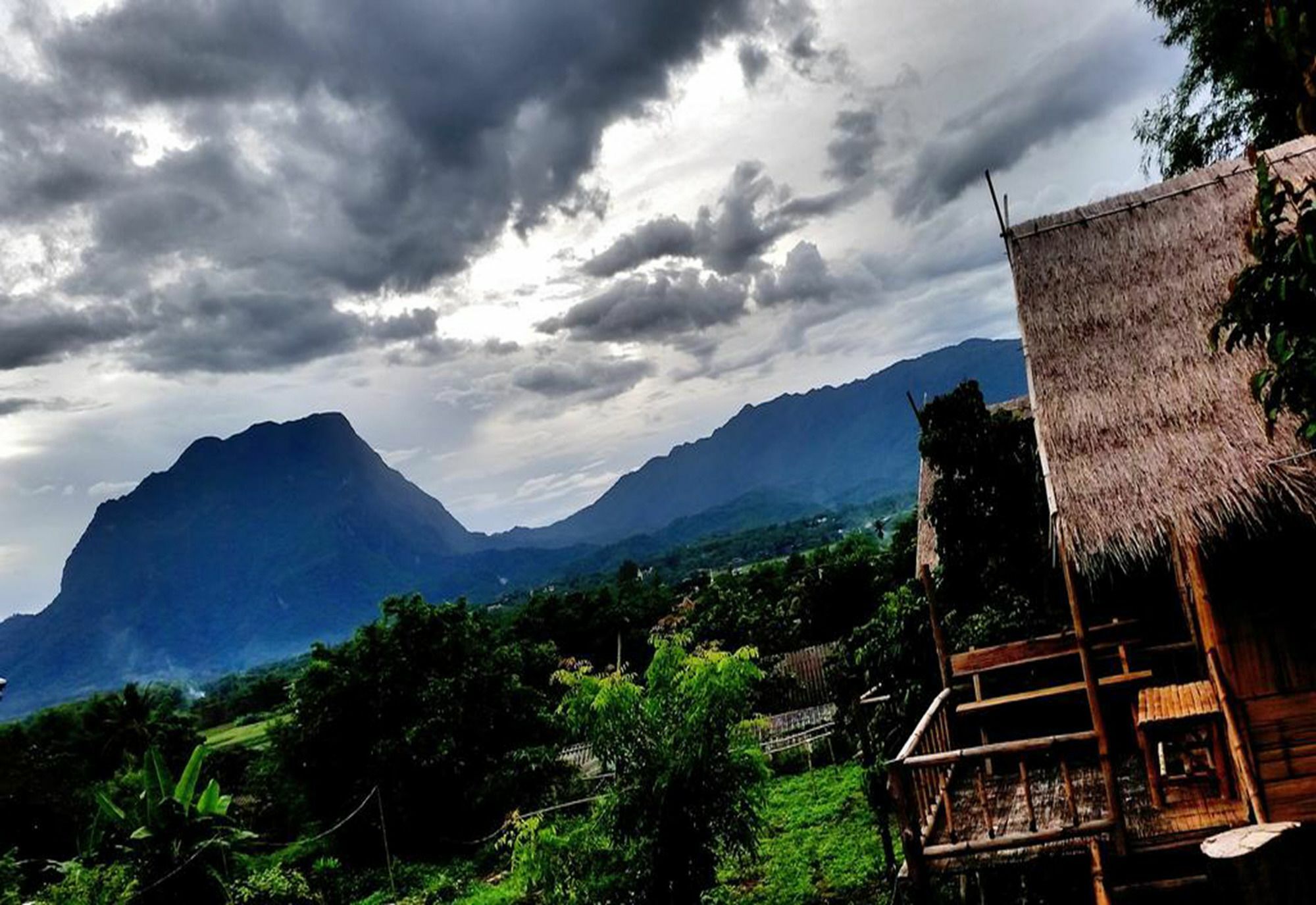 Baan Aingdoi Homestay, Chiang Dao Extérieur photo