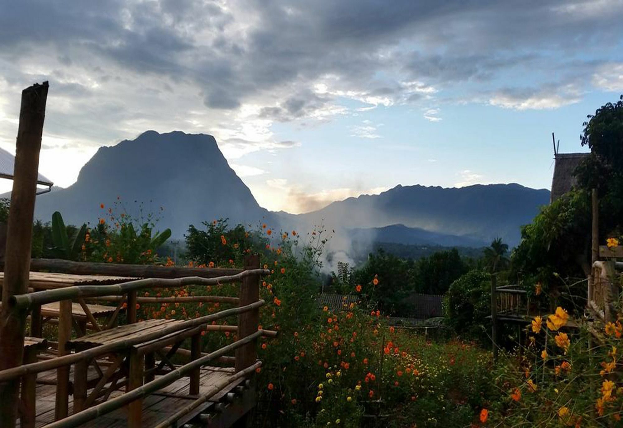 Baan Aingdoi Homestay, Chiang Dao Extérieur photo