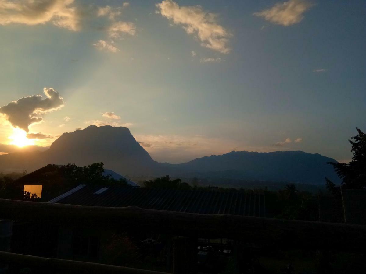Baan Aingdoi Homestay, Chiang Dao Extérieur photo